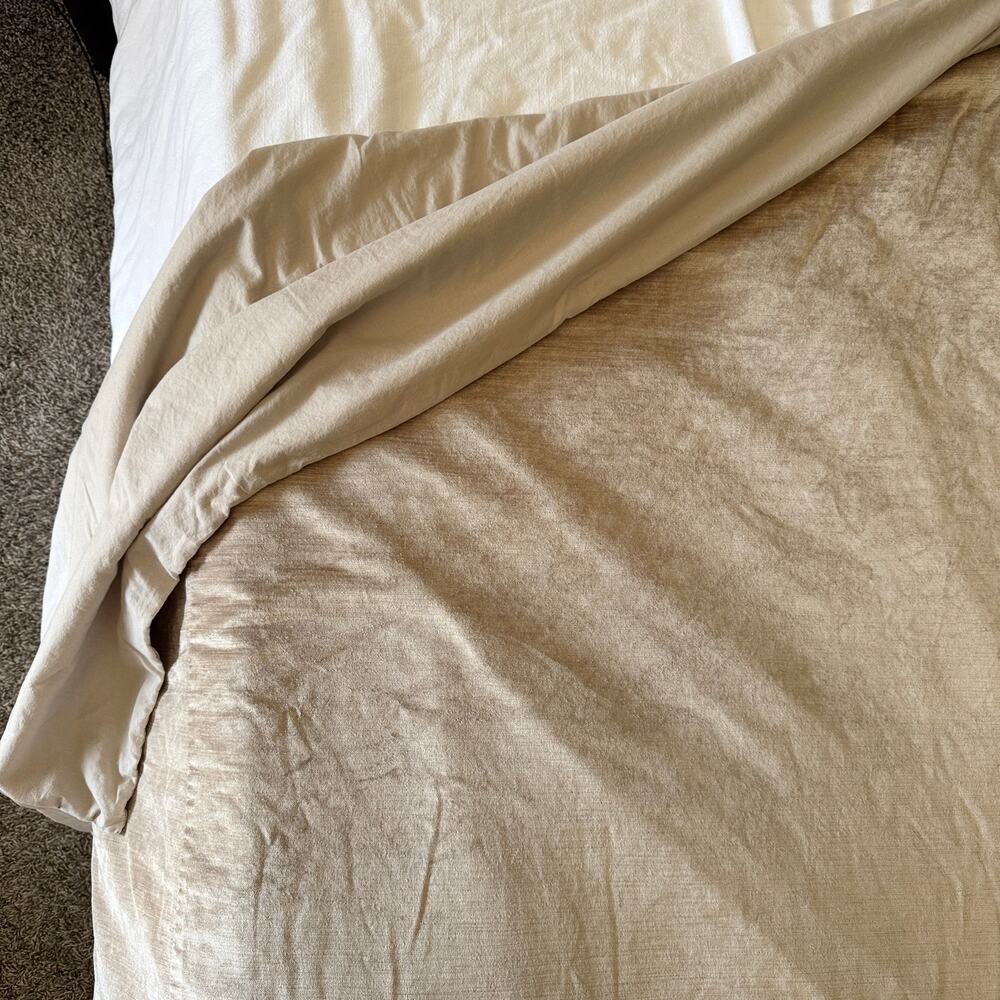 West Elm Velvet Duvet Cover in Sand Full/Queen